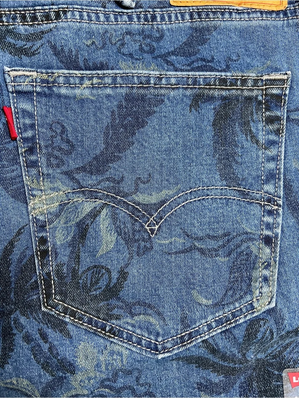 40x32 Levi's Athletic fit Men's Jeans with palm tree print